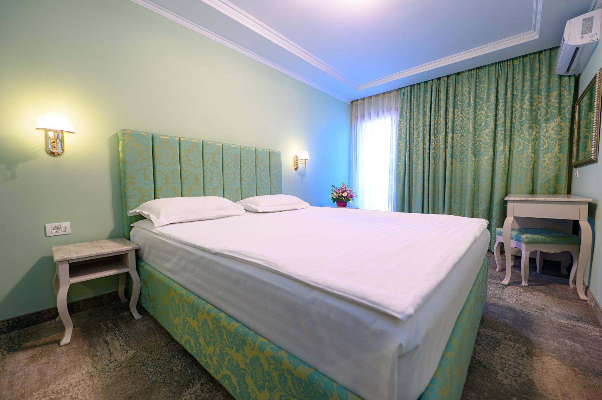 Hotel Iris-Mimoza Жупитер Экстерьер фото
