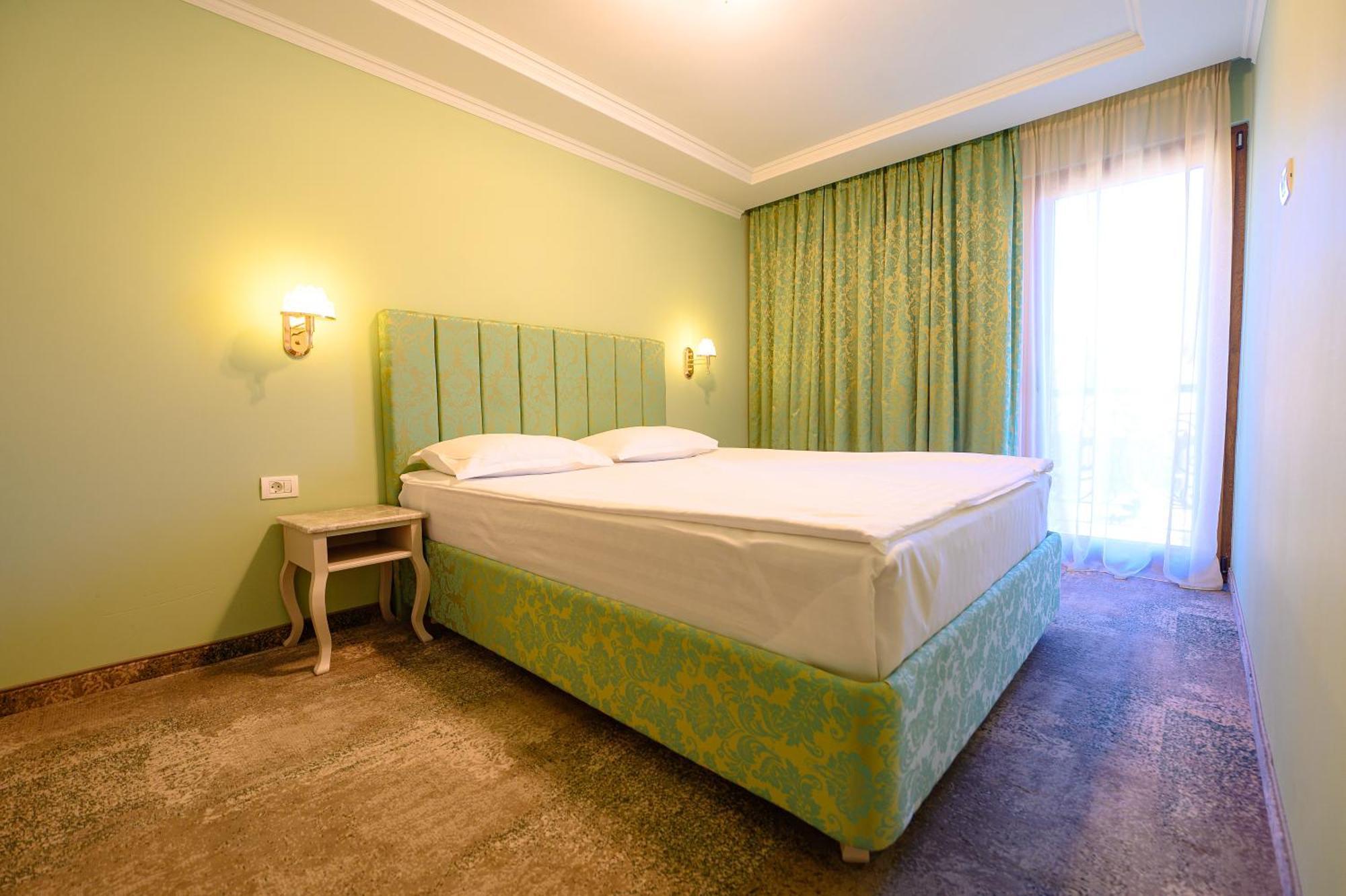 Hotel Iris-Mimoza Жупитер Экстерьер фото