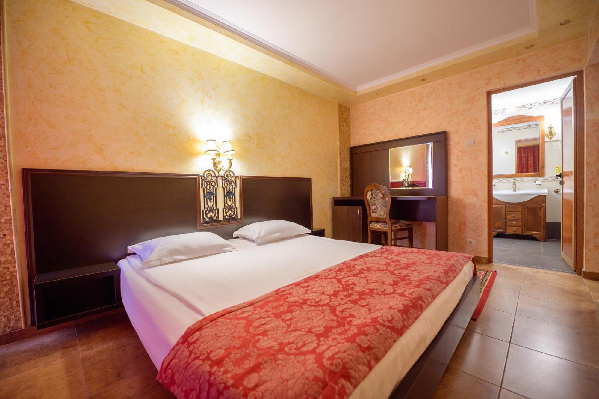 Hotel Iris-Mimoza Жупитер Экстерьер фото